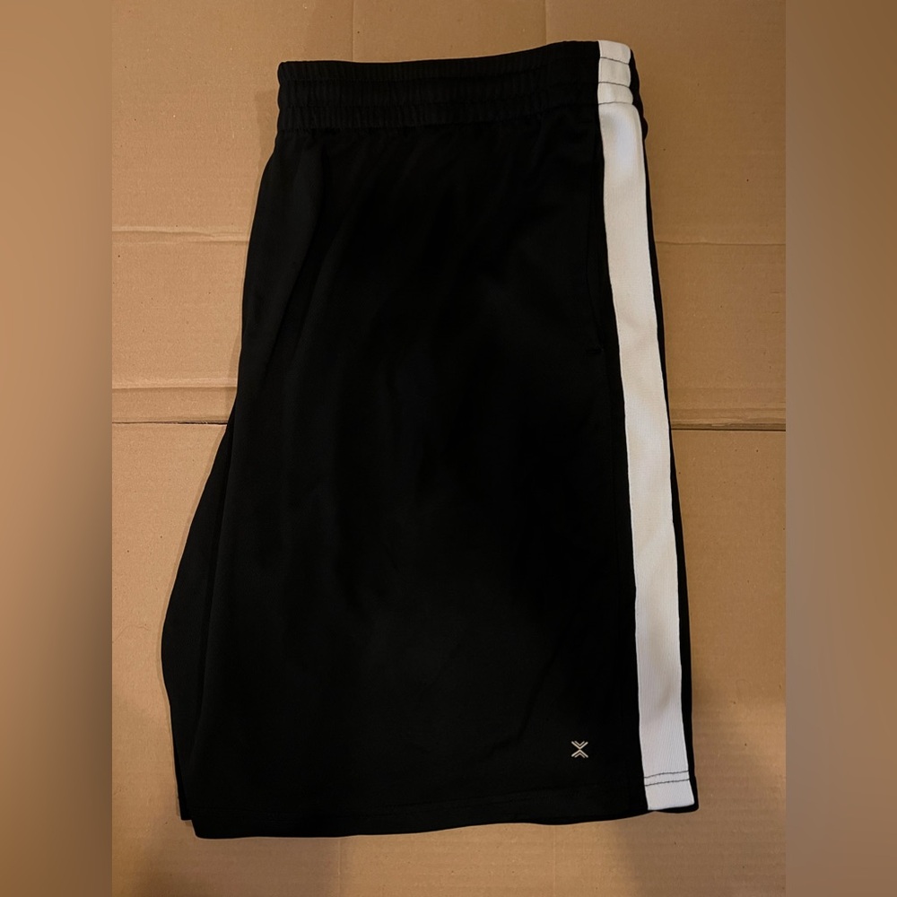 Xersion Big and Tall Basketball Shorts - 3XLT - Black / White - Good Condition